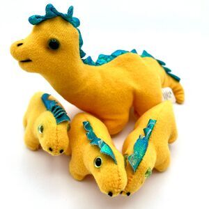 Vintage Baby Saurus Plush Mama w/3 Babies Dinosaur Tara Toy Yellow 1986 RARE 8"